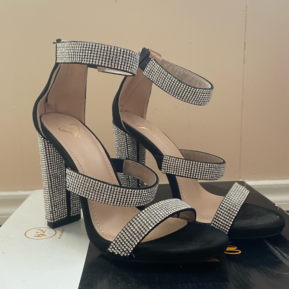 Black sparkly heels